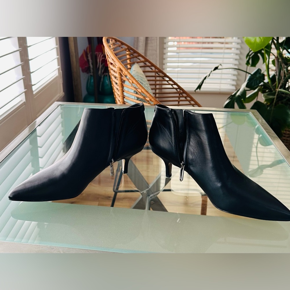 Kitten Heel Booties Sam Edelman Kinzey Pointy Toe leather Bootie